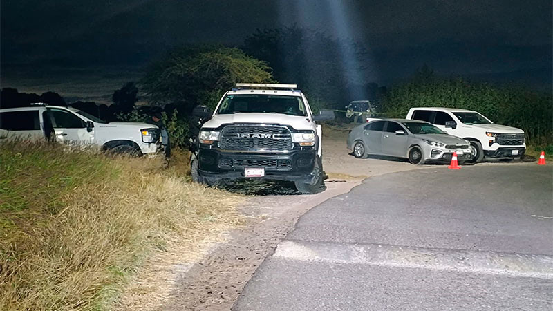 Encuentran restos humanos en camioneta abandonada en Celaya, Guanajuato