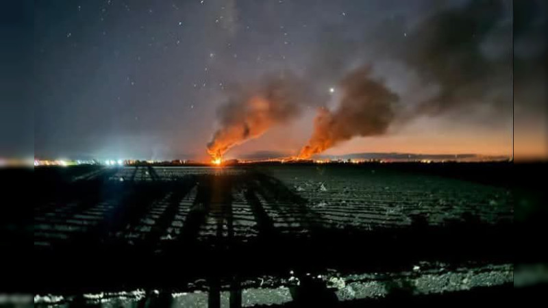 Bloqueos y quemas en Sinaloa provocan caos en la carretera “La Costera”