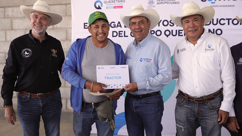 Entrega la SEDEA apoyos a productores agrícolas del municipio de Tolimán, Querétaro 