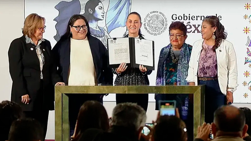 Sheinbaum firma decreto de Igualdad Sustantiva; “Mujeres ya estamos en la Constitución”, celebra