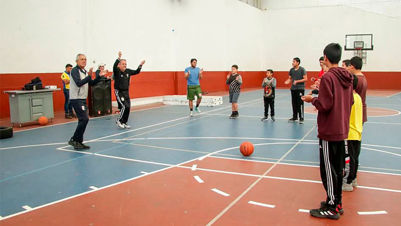 Con éxito se realiza talleres de básquetbol, atletismo y ajedrez que organizó Gobierno de Quiroga